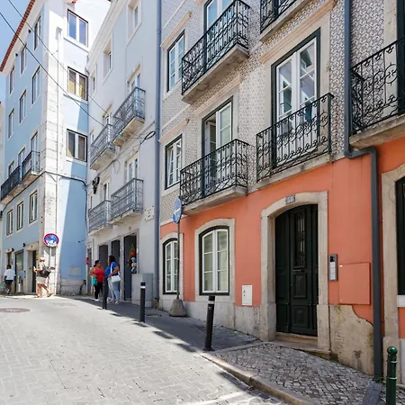 Solar Castle Private Suites Guest House 3*