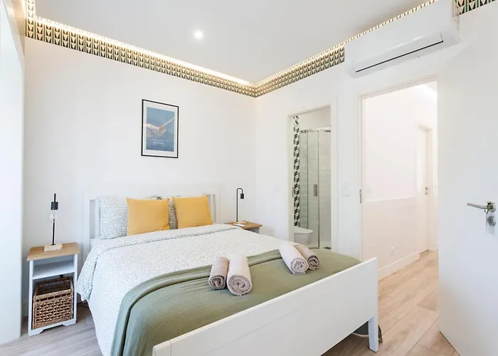 Solar Castle Downtown 3*