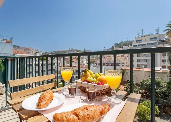 Solar Castle Downtown Lisbon