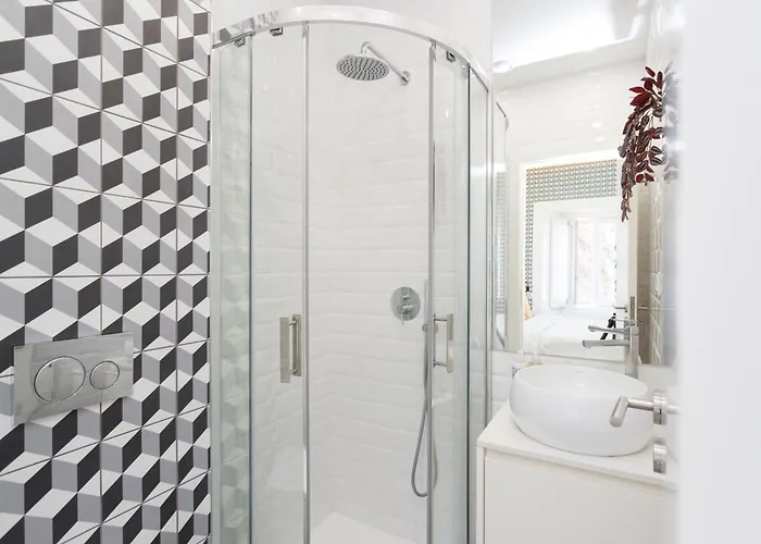 Solar Castle Downtown Guest house 3*